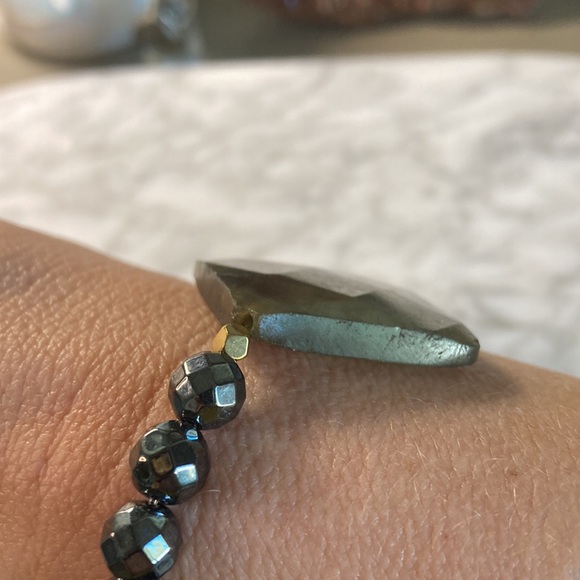 Labradorite & grey hematite bracelet - Picture 4 of 6